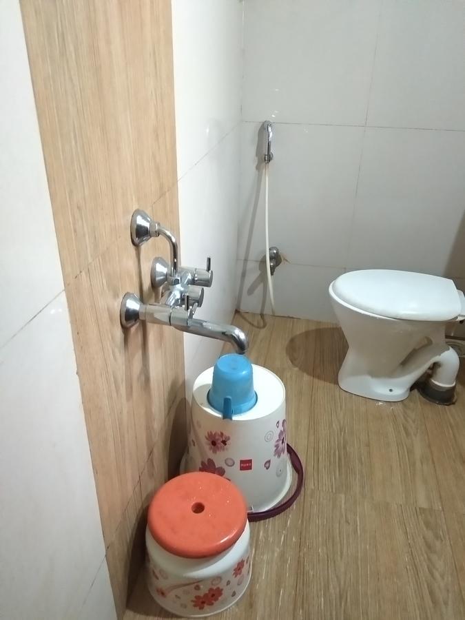 Iroomz Dwaraka Residency ベッラーリ エクステリア 写真